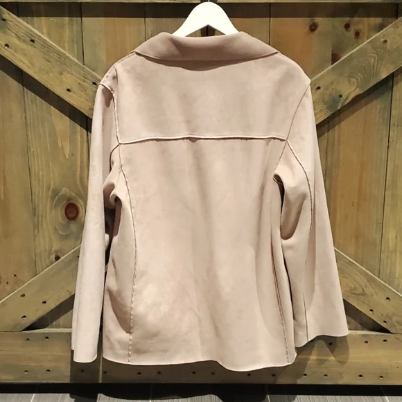 Westbound TAN FAUX SUEDE SHACKET SIZE SMALL - Picture 8 of 8